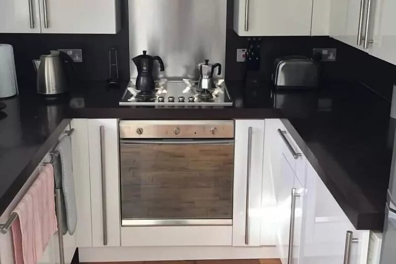 Beautiful three bedroom terrace property near to Harrogate Conference Centre