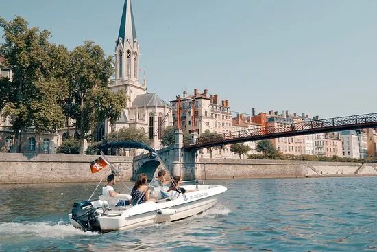 Cap Confluent Location De Bateaux a Lyon