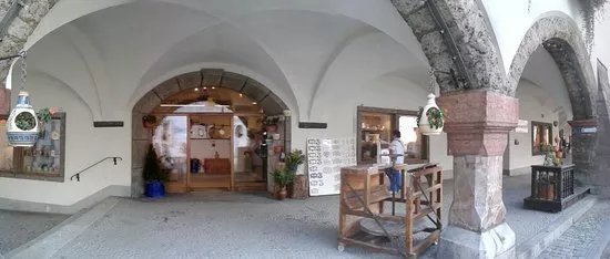 v. Hoesslin Berchtesgadener Keramik