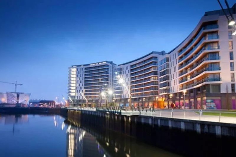 TITANIC:150+ 5 Star Reviews for 7 Guests | 1min walk from Titanic history