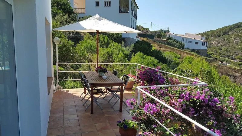 Loft in Aiguablava beach. Costa Brava. With private garden and sea views.