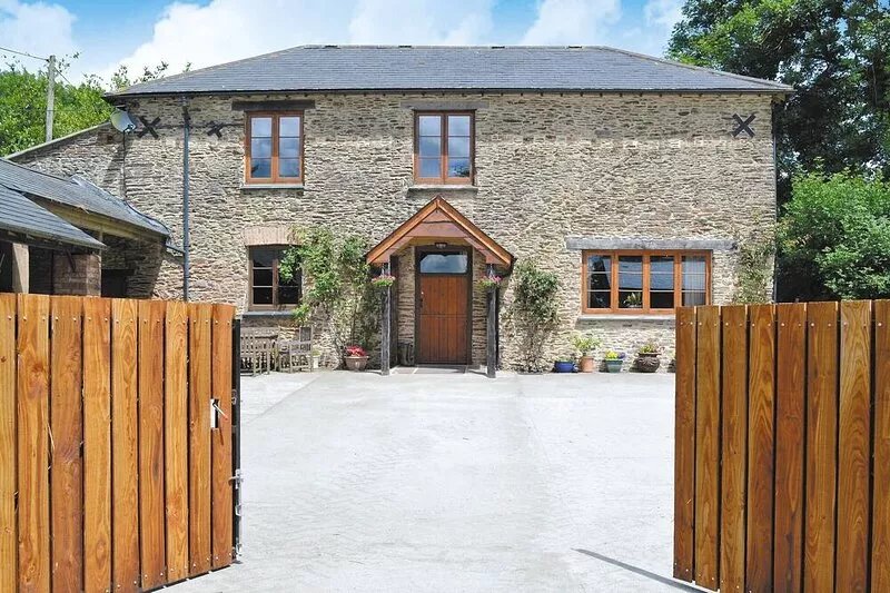 The Coach House - EXG