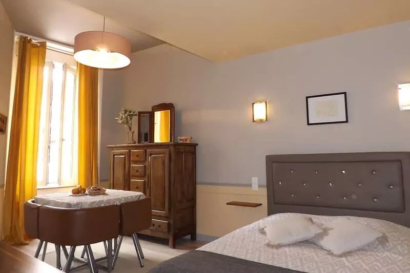 Stylish furnished room price shock