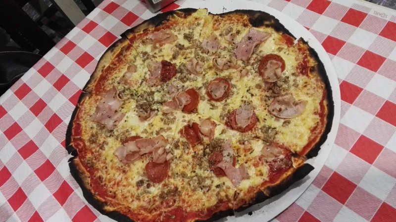 Pizzeria La Traviata