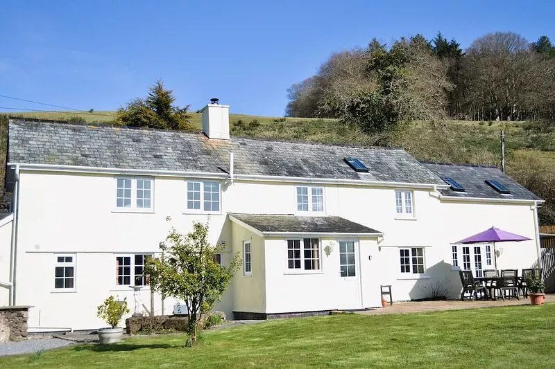 3 bedroom accommodation in Luxborough, Watchet