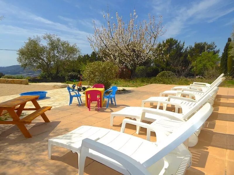 Villa aircon, indoor pool heated, paradis for children, pin-ball, WLAN free