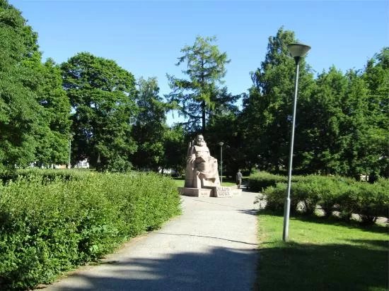 Monument to Jakob Hurt
