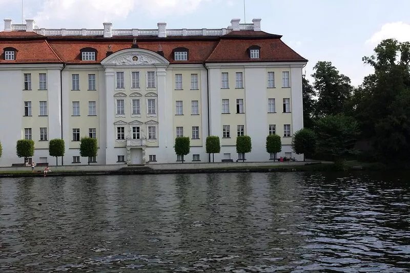 A holiday home in the middle of New Venice, the most beautiful corner of Berlin.