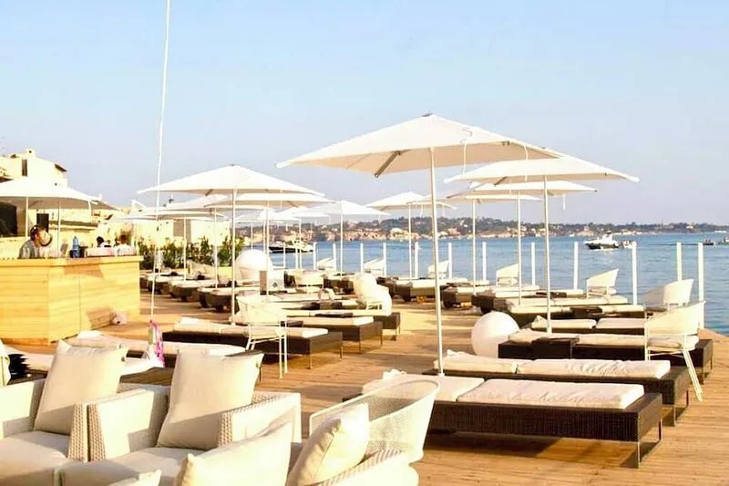 “Suite 18”, charming Ortigia apartment with spectacular sea view balcony.