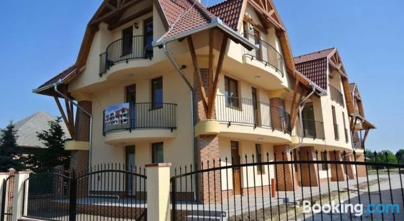 Eva Apartman Cserkeszolo