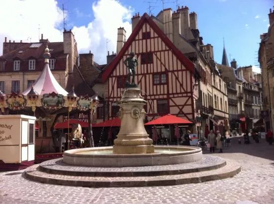 Rue Des Forges