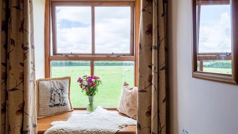 The Gallery at King John's Barn - sleeps 4 guests  in 2 bedrooms