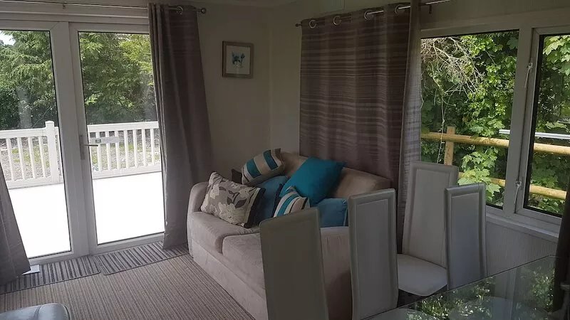 Luxury Pine Wood Lodge, situated in beautiful Dorset Countryside,attractions nr