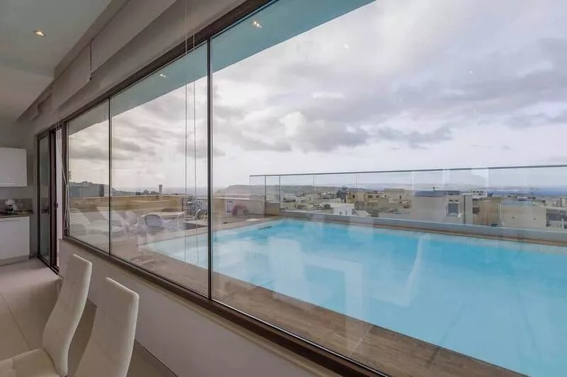 This apartment is a 2 bedroom(s), 2 bathrooms, located in Il-Mellieħa, null.