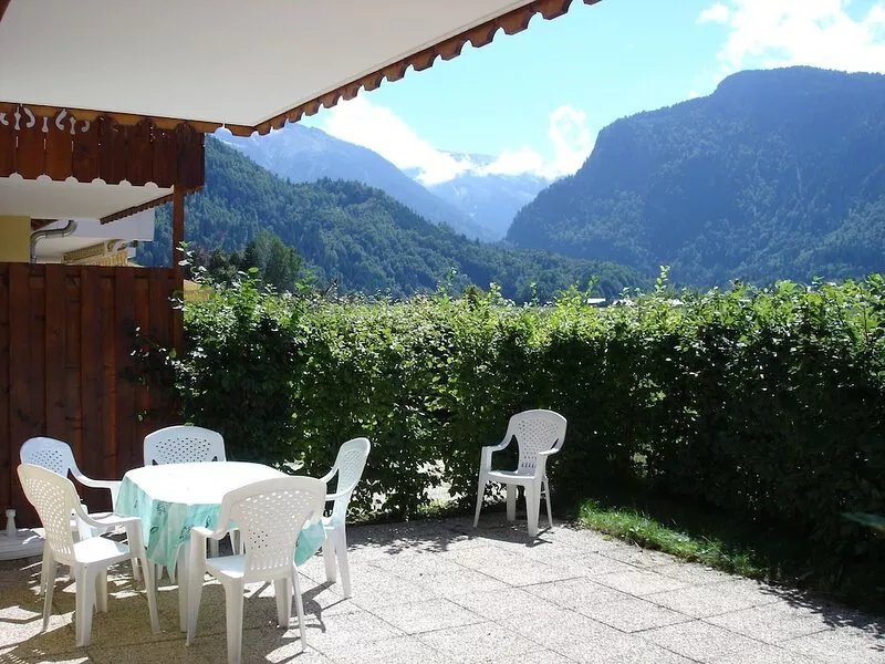 Apartment on the ground floor facing south in Samoëns of 43 m2