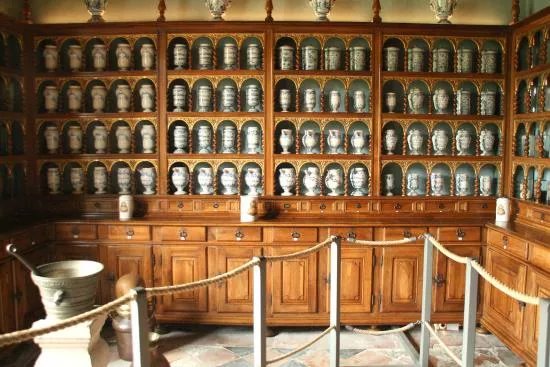 Hotel-Dieu-Musee Greuze