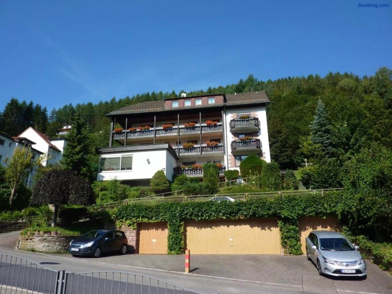 Atina Hotel
