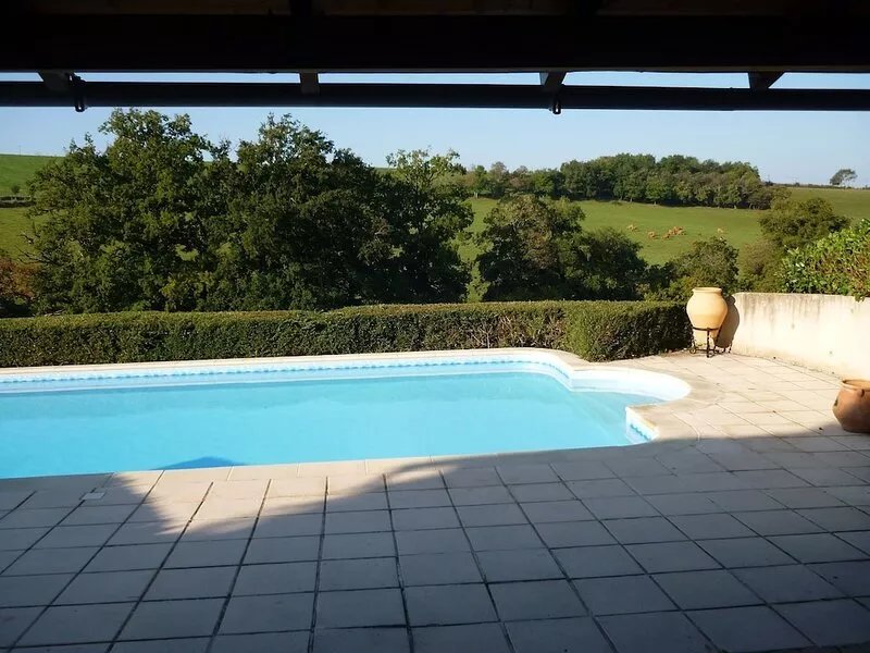 A beautiful character cottage with a private pool