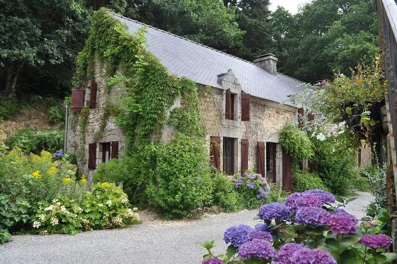 Vallée du Blavet, maison de caractère, proche rivière