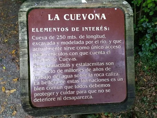 La Cuevona de Cuevas del Agua