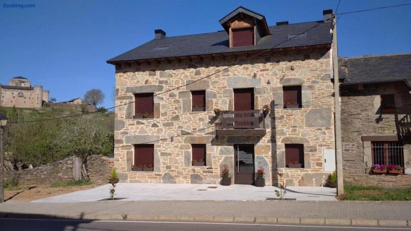 Apartamentos Turisticos Las Candelas