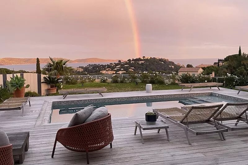 Luxury villa with magnificent sea view