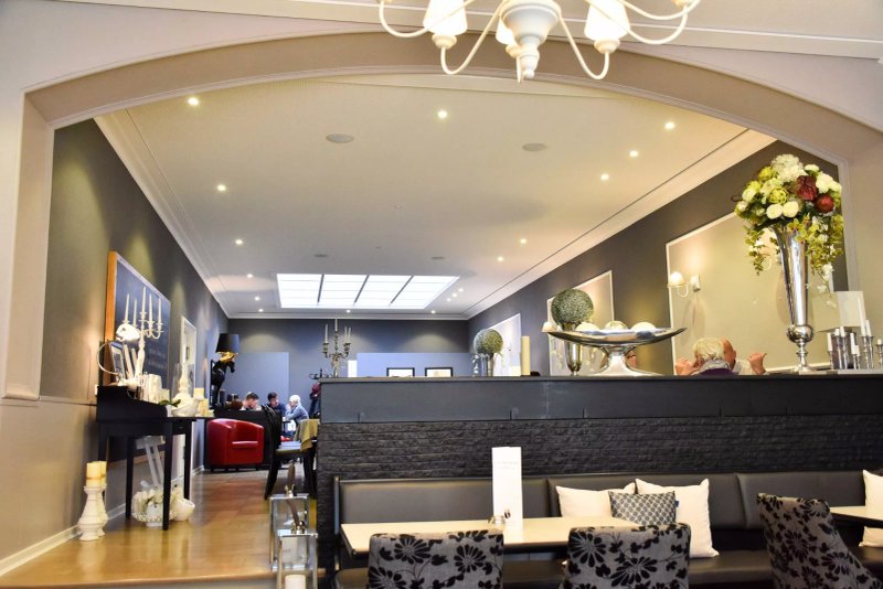 Cafe Neumann