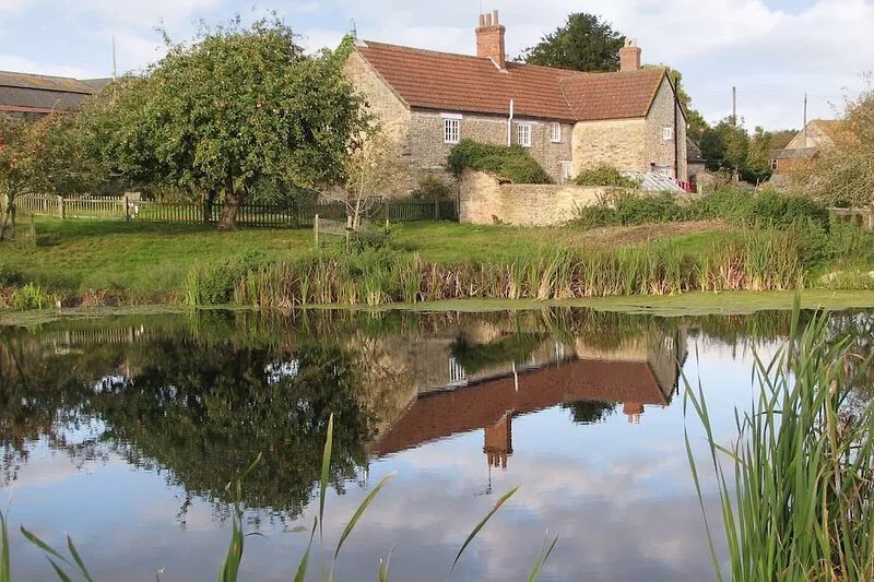 2 bedroom accommodation in Goathill, near Sherborne