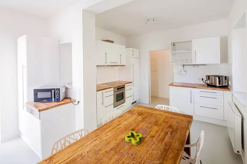 Great large vacation apartment in beautiful Esslingen near Stuttgart
