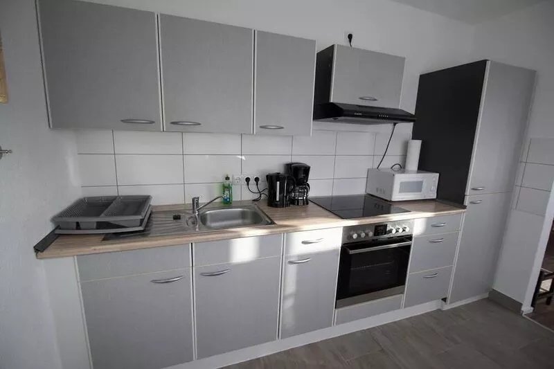 The apartment offers a total of approx. 48 square meters of living space. A