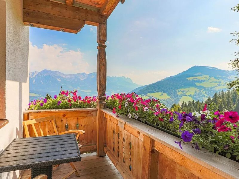 Apartement with stunning views over the mountains