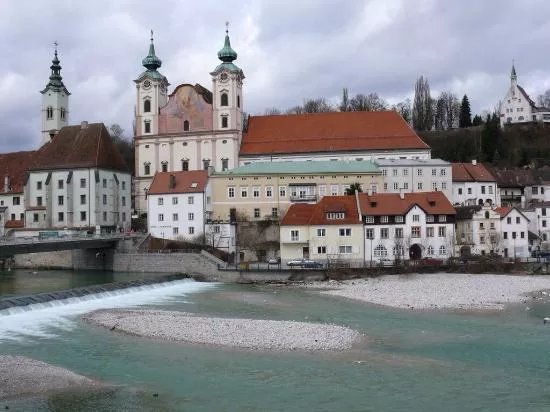 Zwischenbrucken