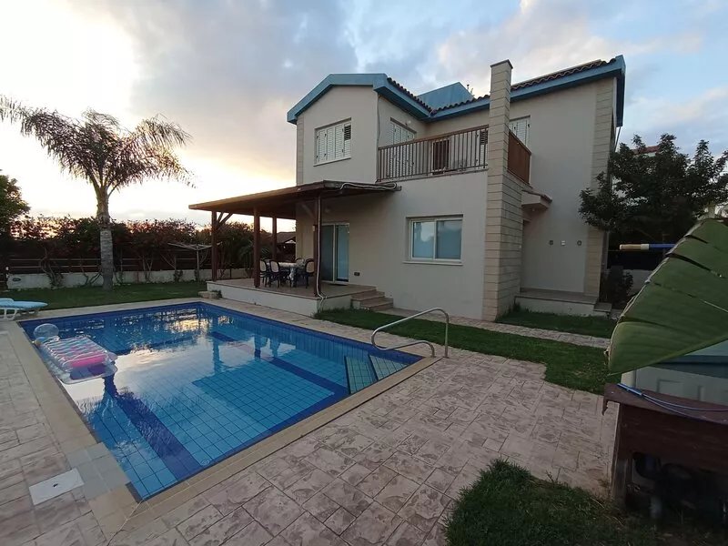 Sirens beach green villa/Licence no. 000792