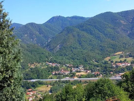 Centro Storico Di Beverino Castello