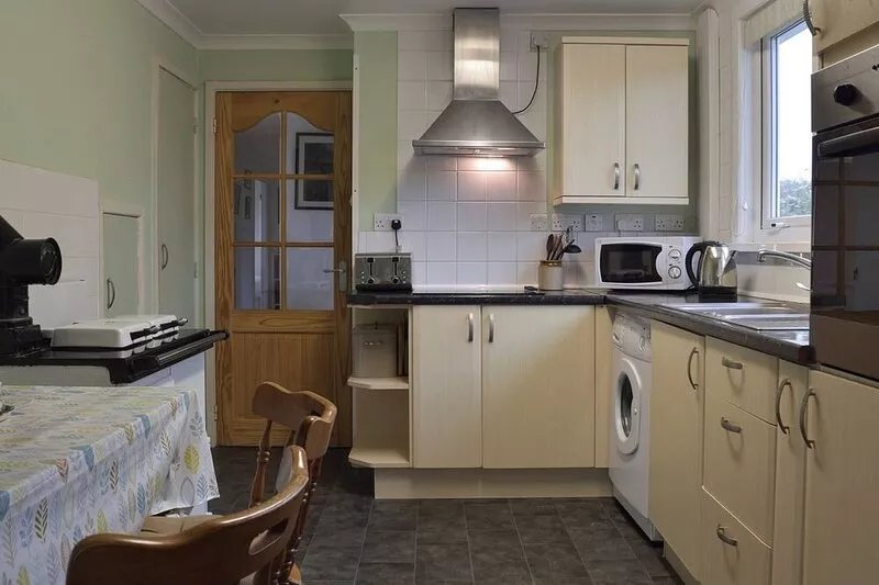 4 bedroom accommodation in Near Llangrannog
