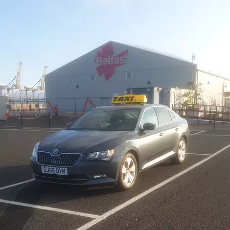 Belfasttaxi giants causeway tours