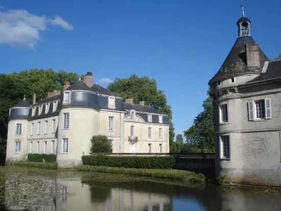 Chateau de Malicornes sur Sarthe