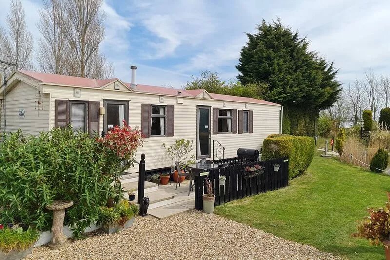 Green Haven Waterside Lodge