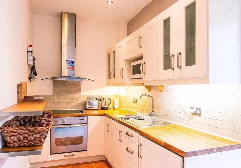 Beautiful, 2 bedroom, first floor apartment, at the heart of a busting Dales