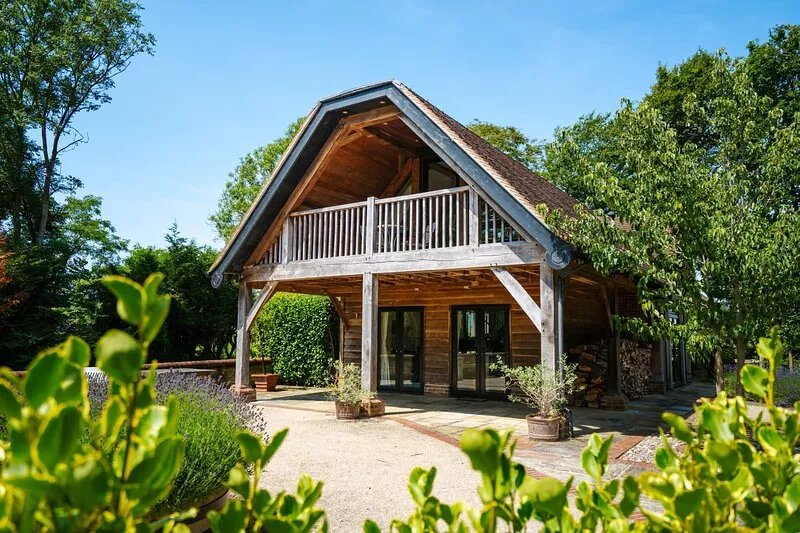 The Boat House by inspirestays-com - a luxury cottage sleeping 2 guests in 1