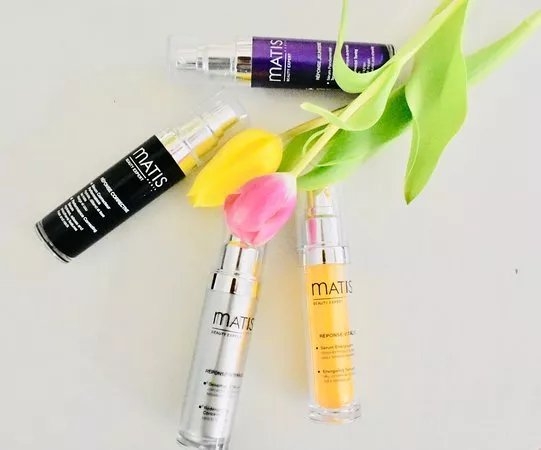 Kek Puder Cosmetics Salon and Style School