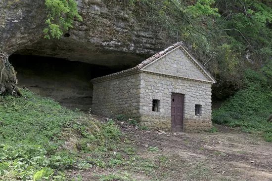 Grotta di San Ponzo