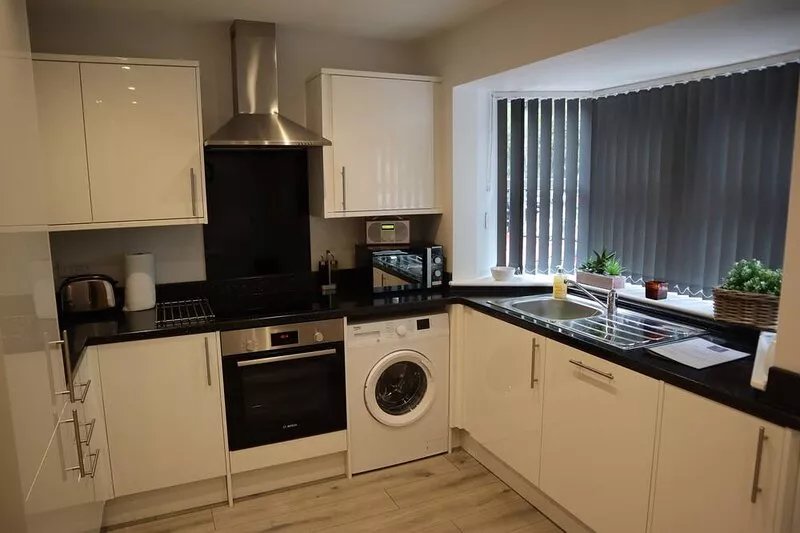 2 bed Lincoln Centre next to Hospital