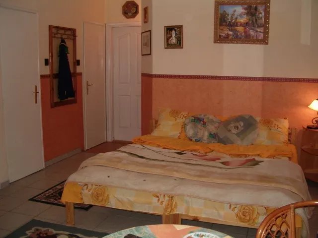 Arpad-haz Apartmanok