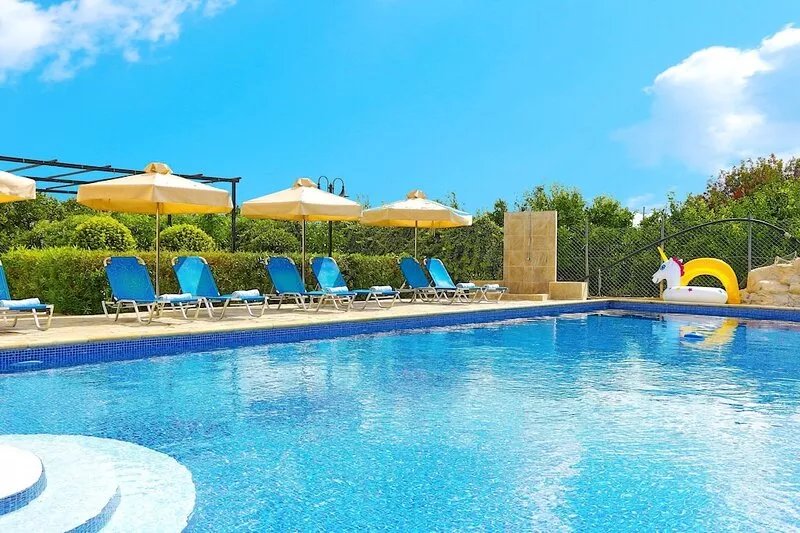 Villa Leda Finiki: Latchi secluded villa, pool, A/C, Wi Fi
