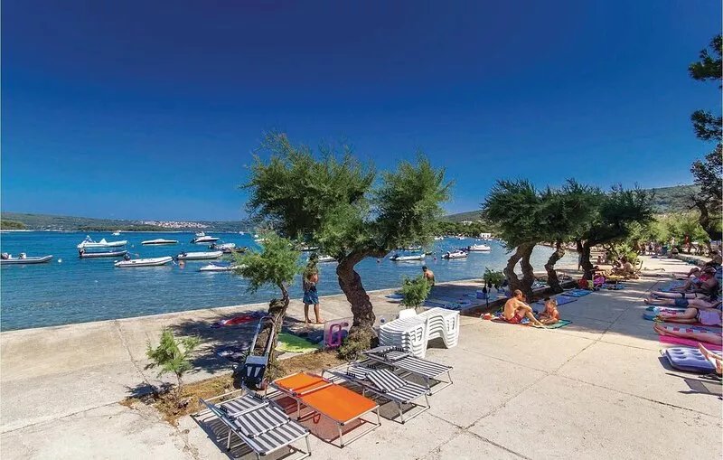 2 bedroom beautiful apartment in Punat