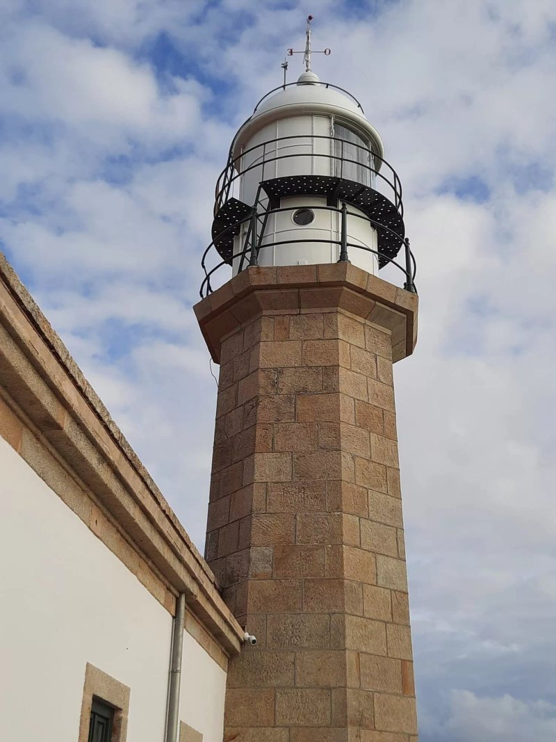 Hotel Faro Lariño