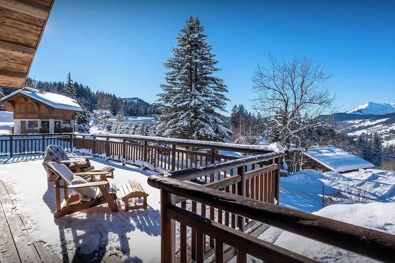 Chalet Joux Verte - beautiful ski base for 8 with spa - OVO Network