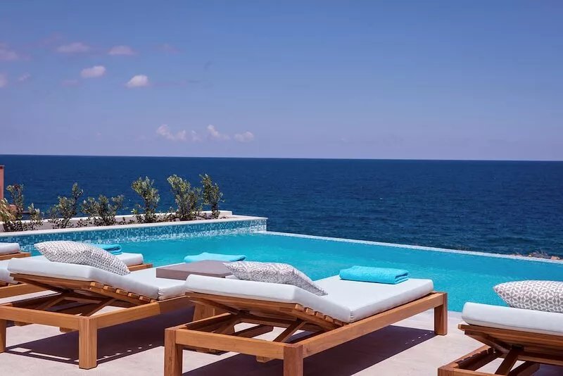 Thalassa Residence, Pool, Spa Whirlpool, Gym, Sauna & SeaViews