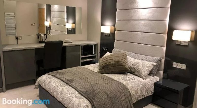 Large Double Room